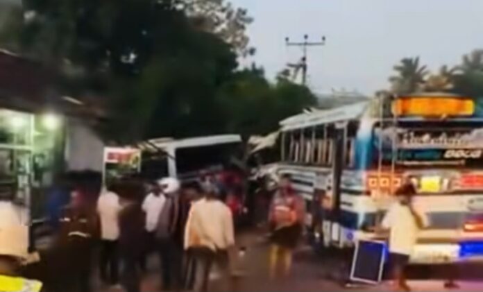 High speed: 4 killed in Bus accident