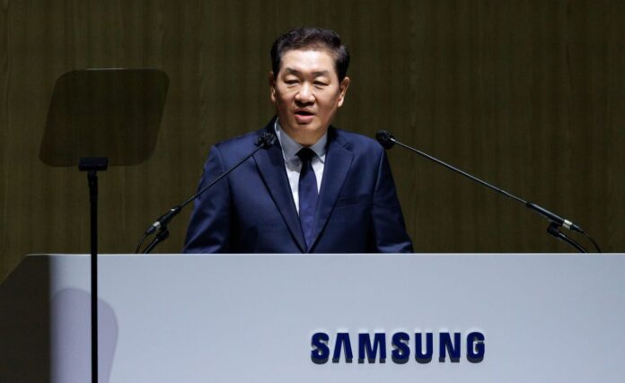 Han Jong-Hee, Samsung Co-CEO, Dies at 63
