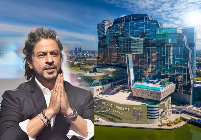 Injured Shah Rukh Khan heads for US for treatment - Reports