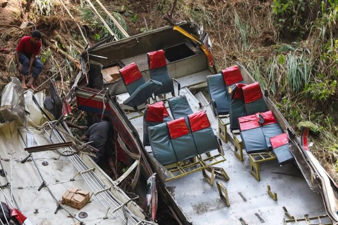 Kotmale bus accident : SLTB to disburse Rs. 7.7 Mn in compensation