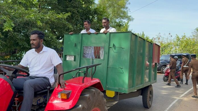 Vehicles not given : ITAK LC heads arrive in Garbage trucks